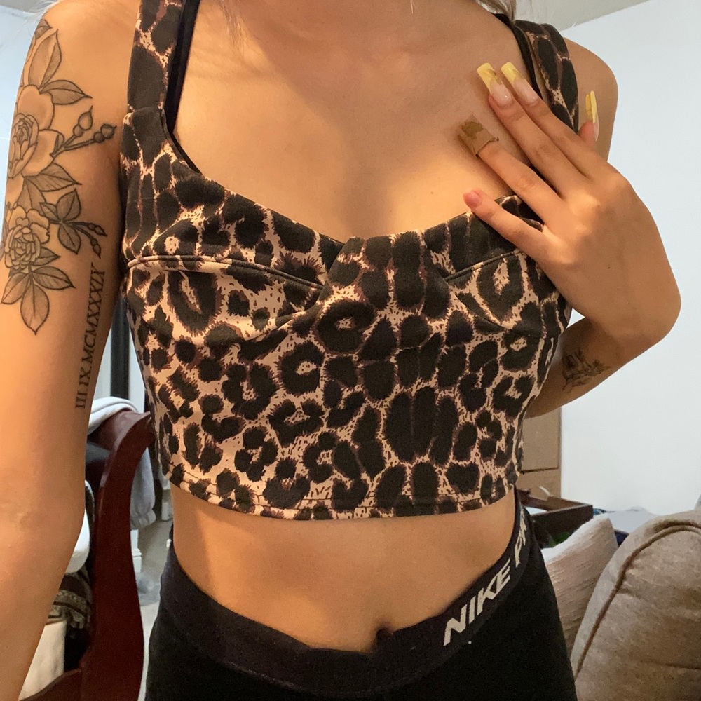 Pretty little thing crop top